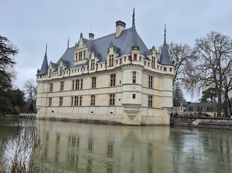 chateau-azay-le-rideau