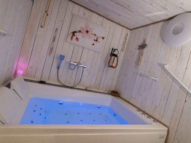 Espace Baignoire La Calade Chirols