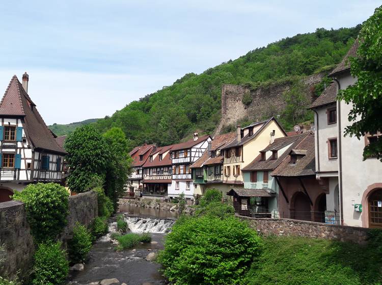 La rivière "La Weiss" qui traverse Kaysersberg