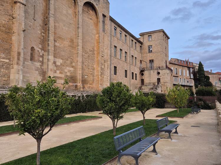 Jardin Cathédrale St Nazaire