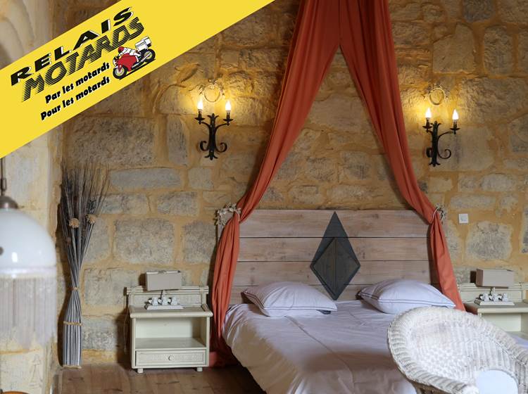 Chateau de Saint Chamarand, Relais Motards