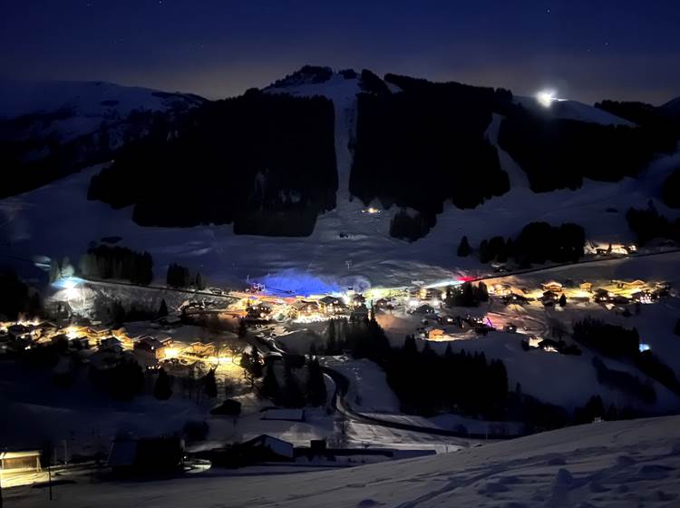 Vue depuis le chalet Lachat sur les pistes, départ Mont Rond