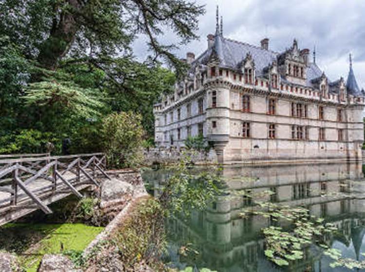 L'Indre passant devant le château d'Azay-le-Rideau