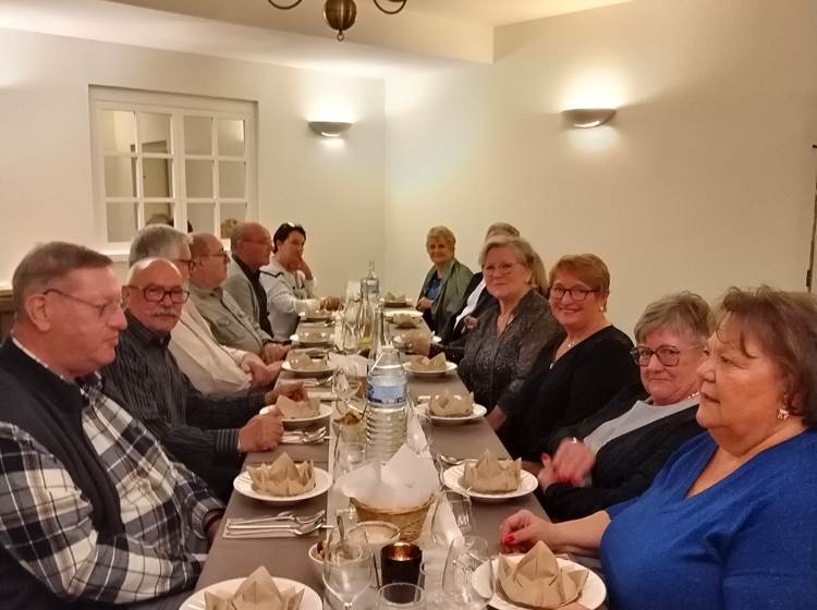 Table d'hôtes conviviale à l'occasion des fêtes de fin d'année