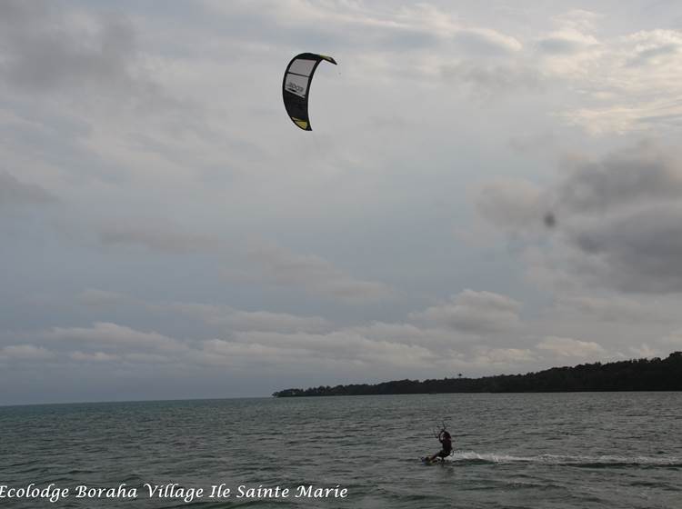 Kite Surf Boraha VIllage Ile Ste Marie Madagascar 03