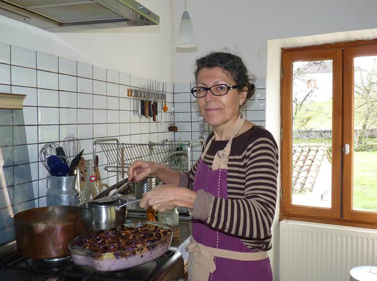 Isabelle en cuisine-page