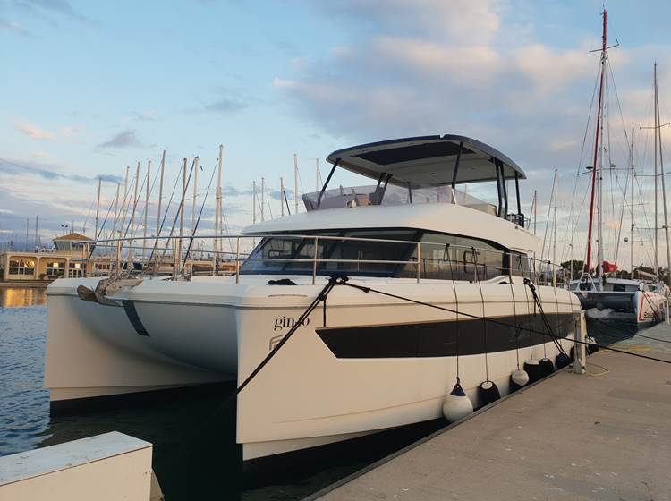 Convoyage Fountaine Pajot "MY 44"