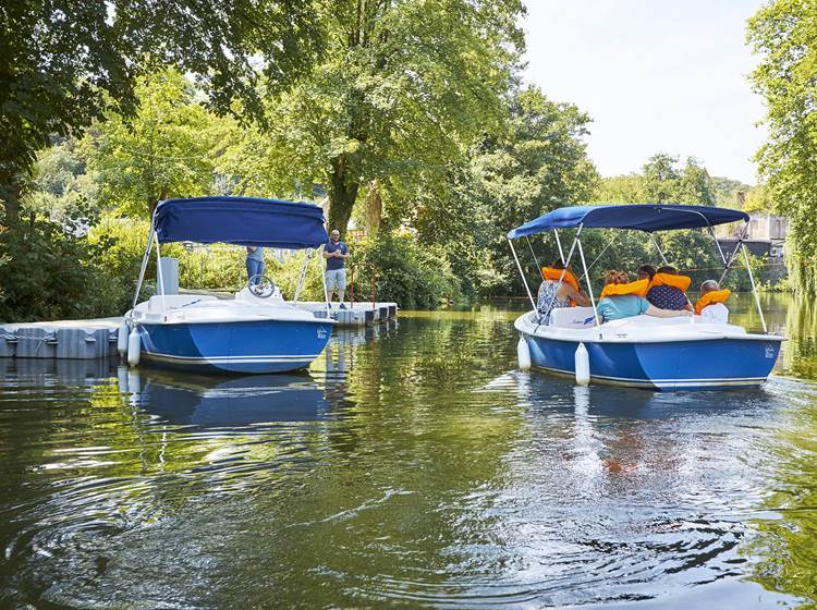 Ballade sur la Sambre en bateau sans permis