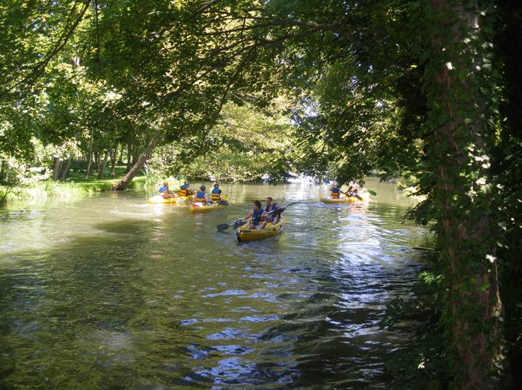 La Croix St Leufroy Départ Canoe