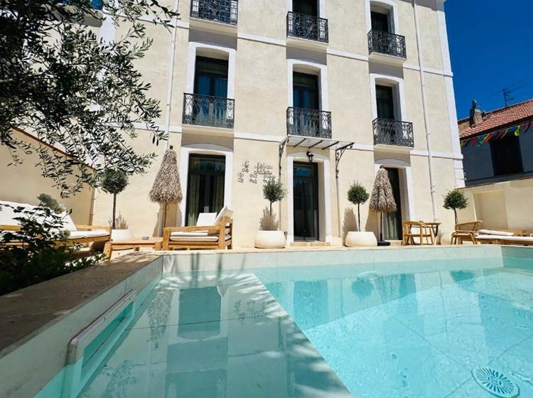 Suite Castell Maison Balas à Canet-en-Roussillon avec piscine privée, jardin et confort de luxe