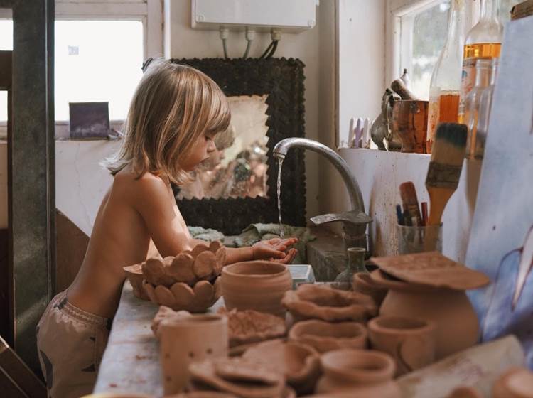 activité poterie à l'Atelier (mamafolk_photography)