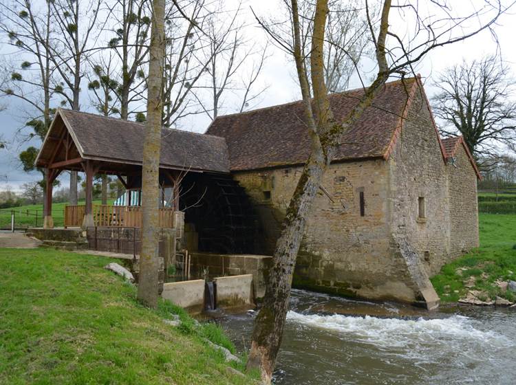 Le Moulin Hydroélectrique de Lugny lès Charolles