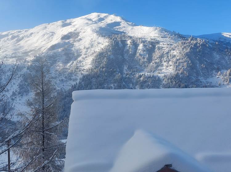 vue du balcon le 25 11 25