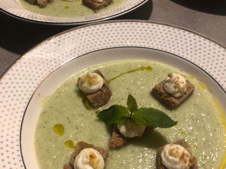 L'AUBERGE DU RANC: Gaspacho de concombre