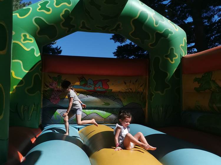 Jeux pour les enfants à Ruynes en Margeride