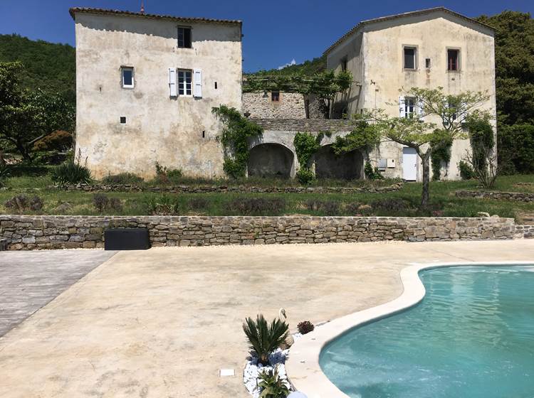 Piscine et Mas