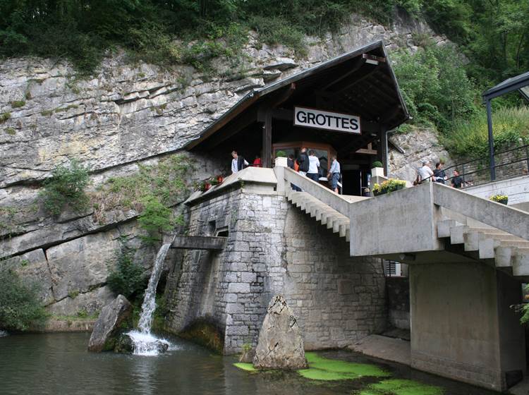 Les Grottes de Remouchamps ....un joyau naturel à visiter