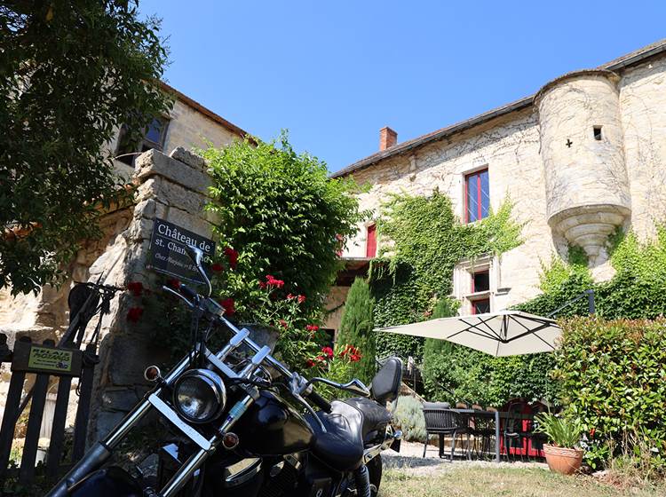 Chateau de Saint Chamarand, Relais Motards