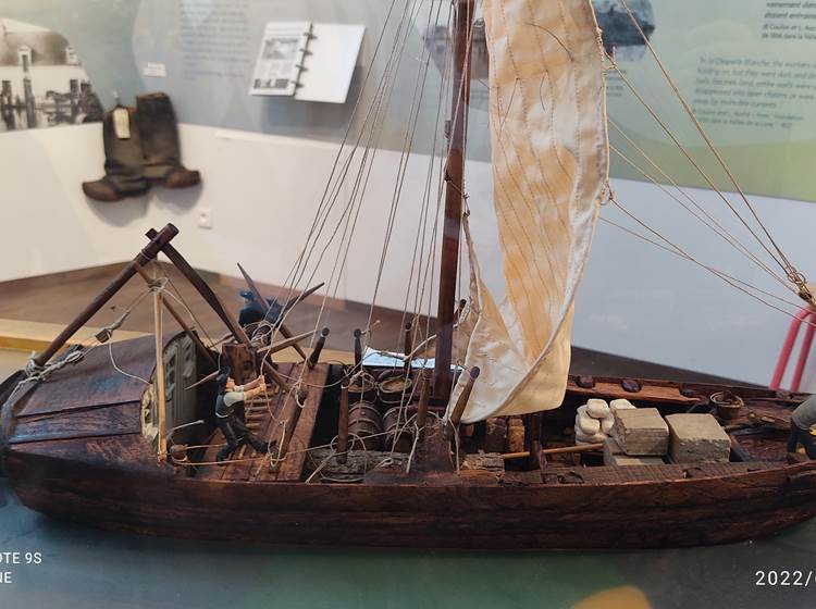 Maquette de bateau de Loire au musée de Loire Odyssée à St Mathurin