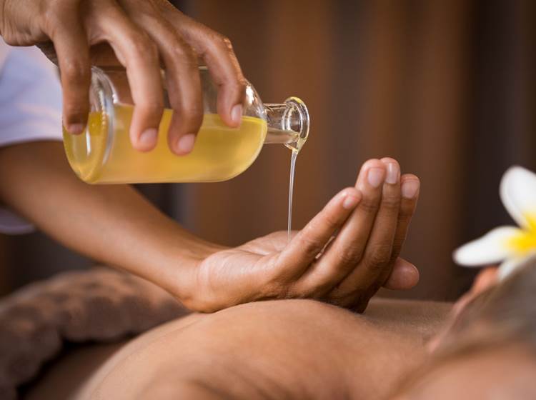 Massage à l'huile