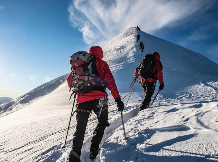 Alpinisme hivernal dans les Hautes-Pyrénées