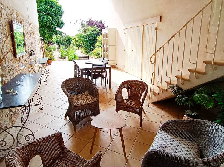 Gîtes, chambre d'hôtes et table d'hôtes gastronomique à Casteljaloux Lot et Garonne, piscine, jacuzzi et spa