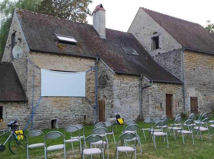 Accueil du ciné cyclo en partenariat avec le Parc du Morvan