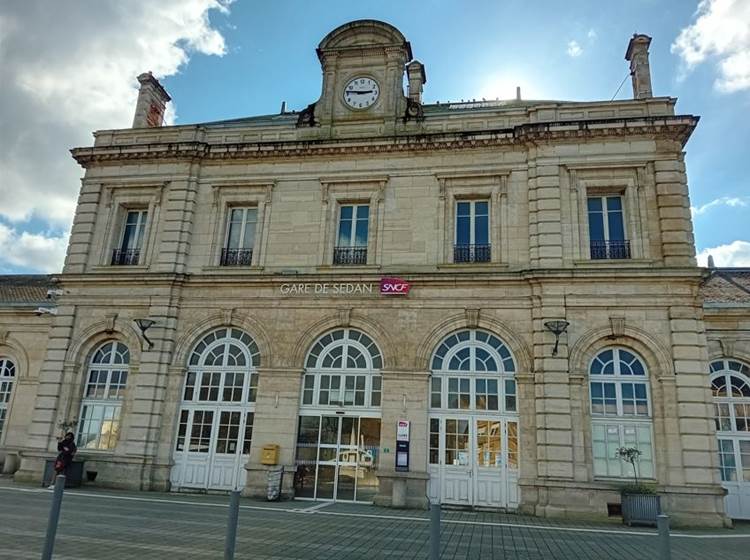 La gare de Sedan (08)