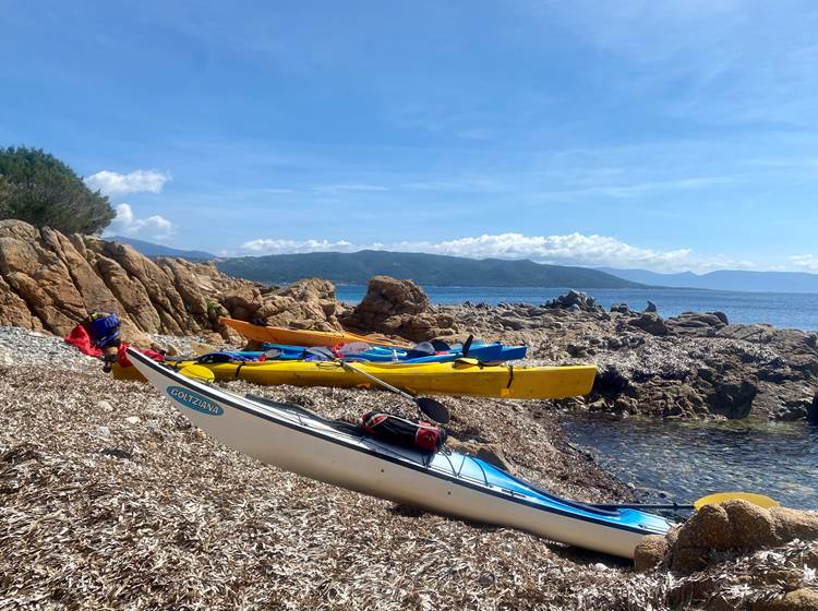 pique nique avec Abbartello kayak Corse Cupabia