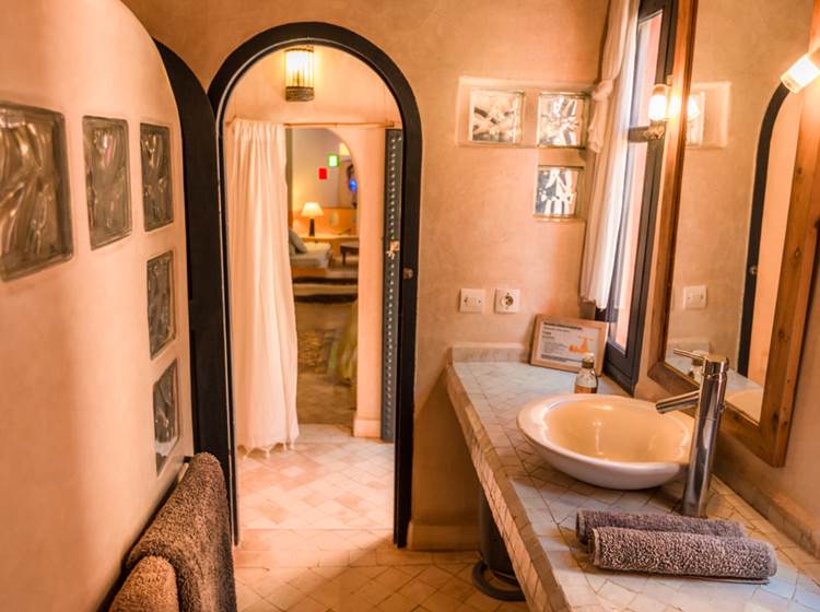 riad Baoussala Essaouira - chambre Oasis - salle de bain