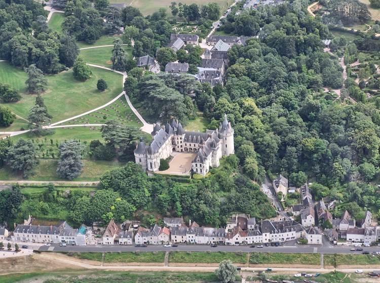 Chaumont-sur-Loire - vue d'avion