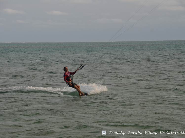 Kite Surf Boraha VIllage Ile Ste Marie Madagascar 01