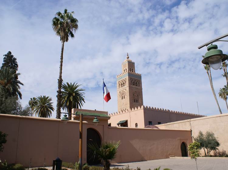 koutoubia-drapeau  -marrakech