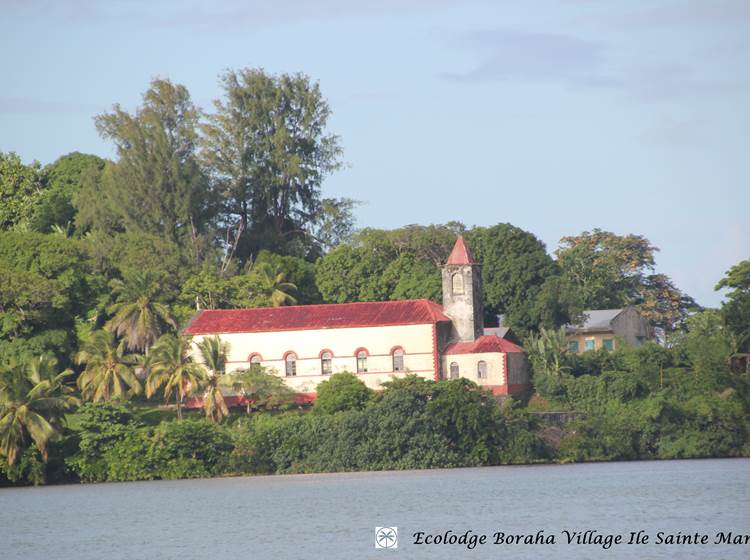 1ère Eglise Catholique Ile Ste Marie Madagascar 04
