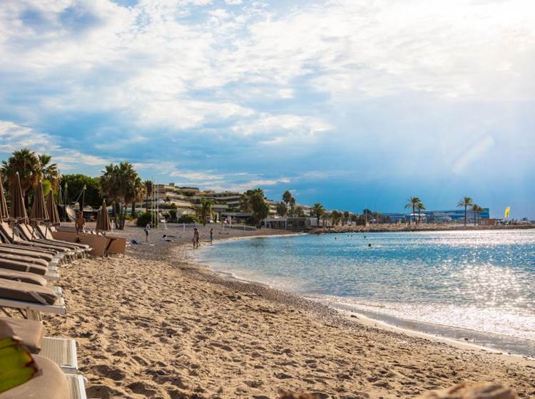 #saintlaurentduvar #plage #printemps #Loubelazur #cotedazur