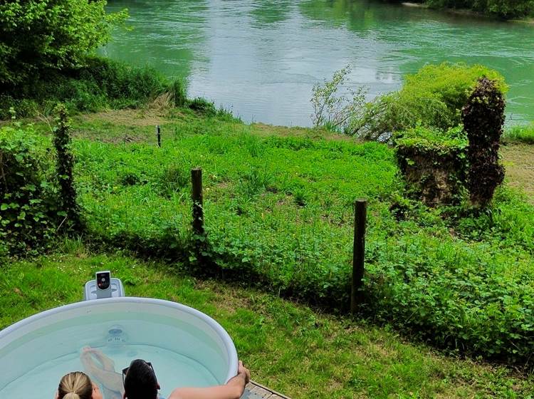 Jacuzzi