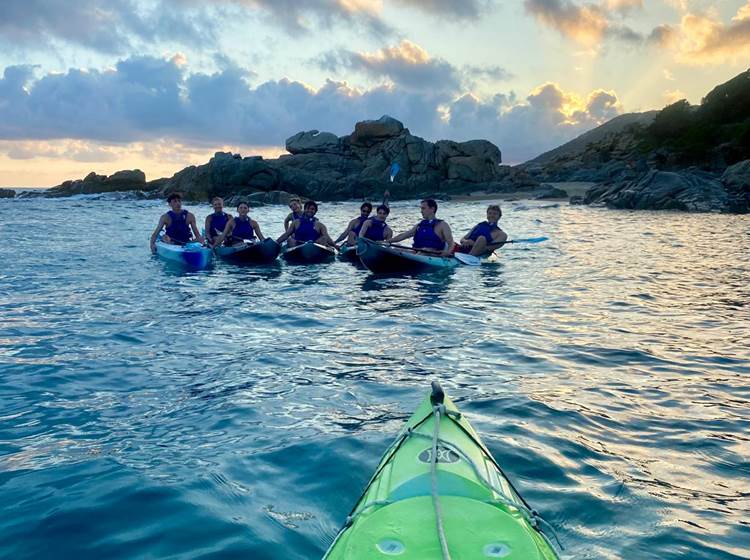Abbartello kayak Corse coucher de soleil Aglio