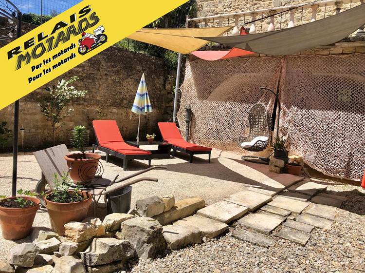 Chateau de Saint Chamarand, Relais Motards