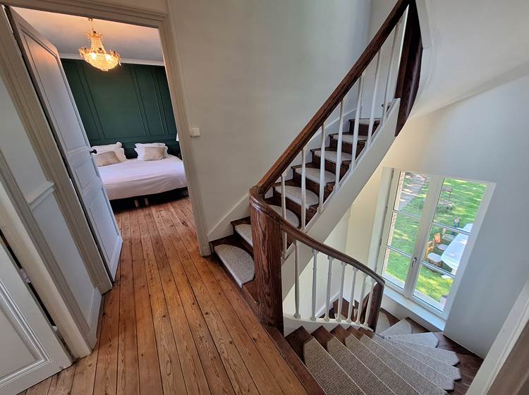 escalier gite de charme le quatre feuilles