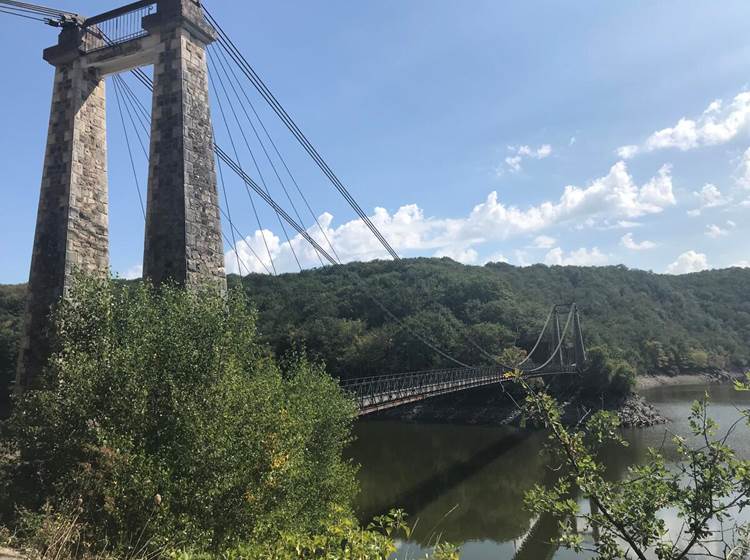 Pont suspendu de Saint-Marien - © Crédits Saison d'Or