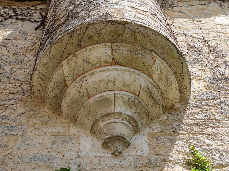 Chateau de Saint Chamarand, restauration et histoire