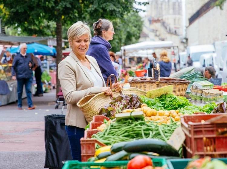 Marché Place St Sauveur Caen