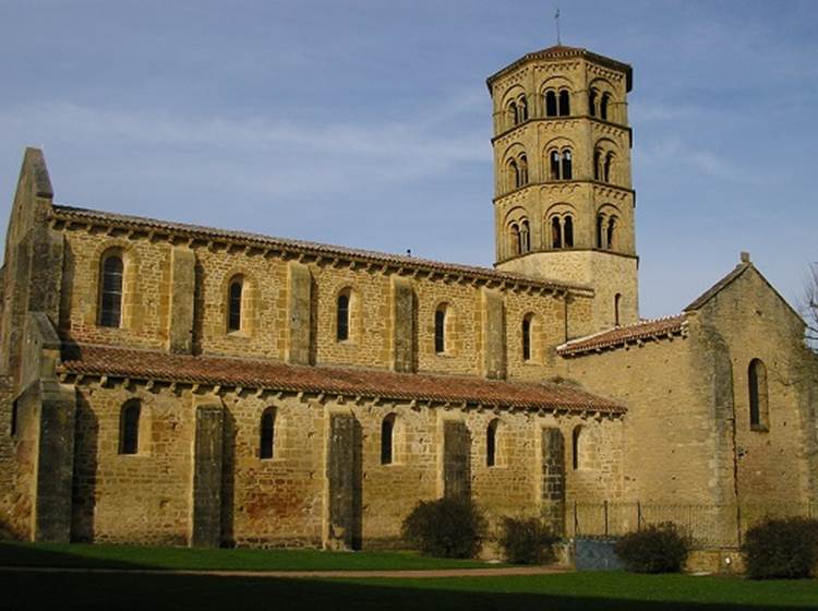 Les Eglises et Chapelles Romanes du Brionnais