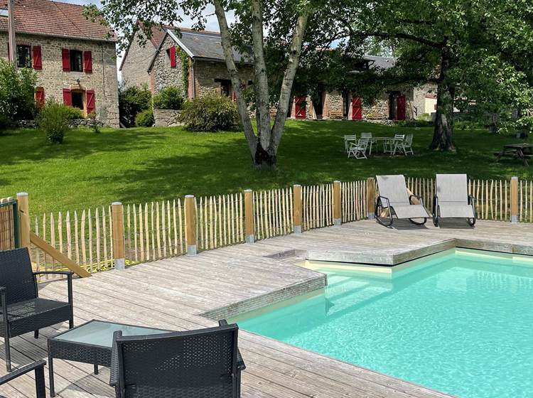 Hôtel à la campagne avec piscine