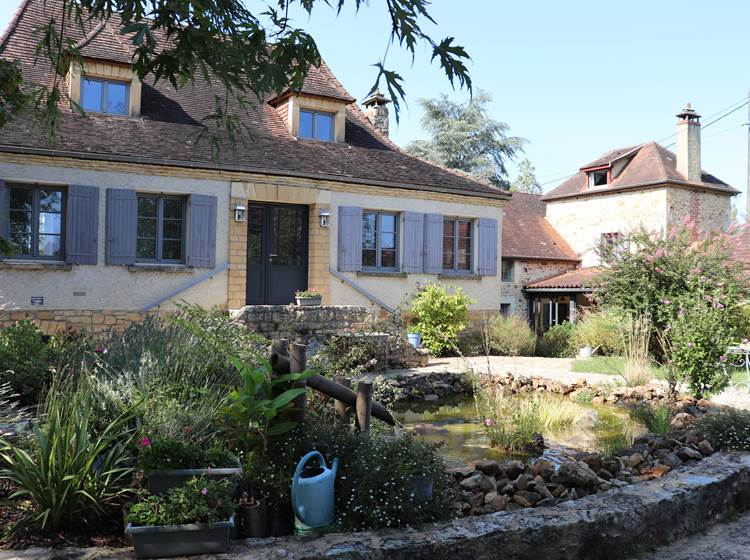 Les Charmes de Sarlat - Chambre d'hôtes Sarlat - Facade maison - Marre