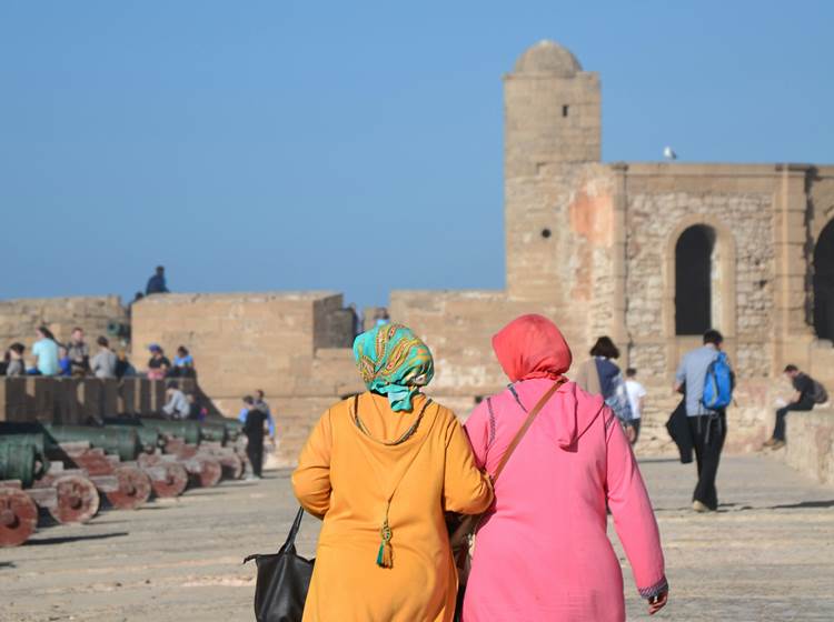 L'Élégance Marocaine : Une Ode à l'Art Vestimentaire