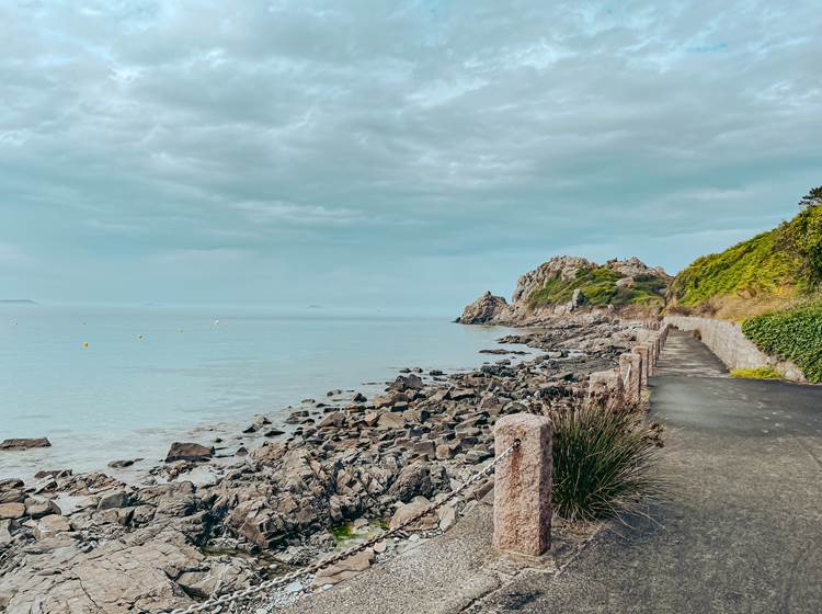 Balade de la Pointe du Château à Trestrignel