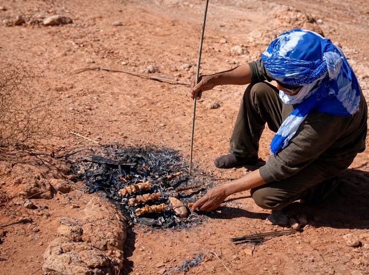 Barbecue improvisé pendant un circuit en 4x4