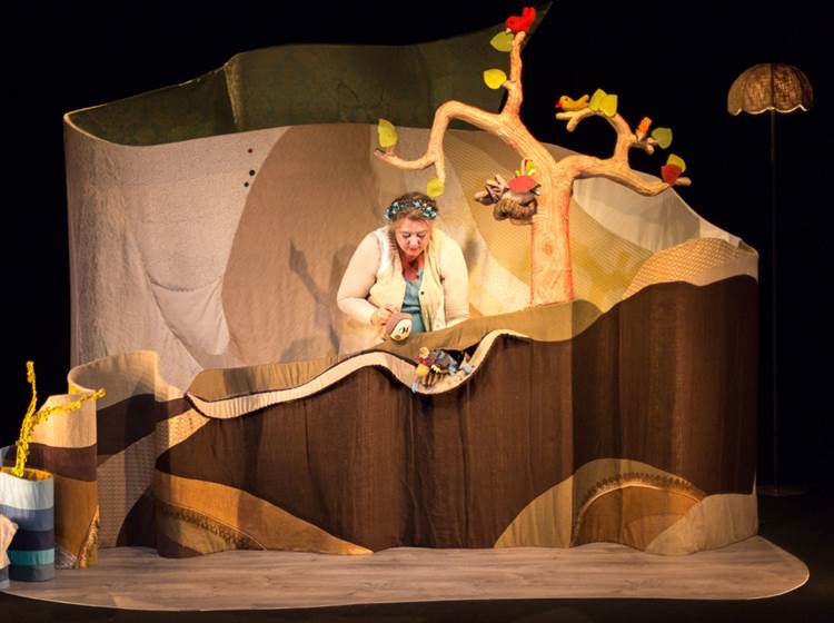 Abbaye de Belleperche - Spectacle Petite chimère - ©Erik Dominano