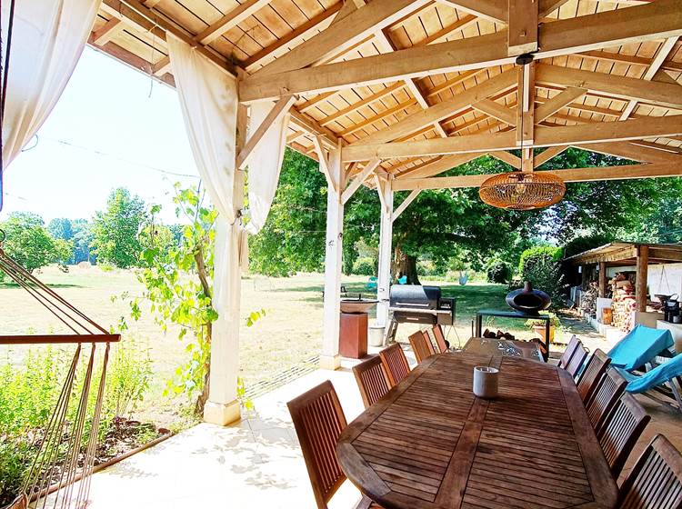 Gîtes, chambre d'hôtes et table d'hôtes gastronomique à Casteljaloux Lot et Garonne, piscine, jacuzzi et spa